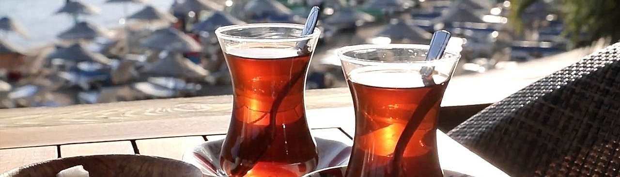 Her zaman taze, lezzetli ve sağlıklı ekmek, pasta, tatlı çeşitleri ve unlu ürünlerimizi kendimiz üretip doğrudan satıyoruz